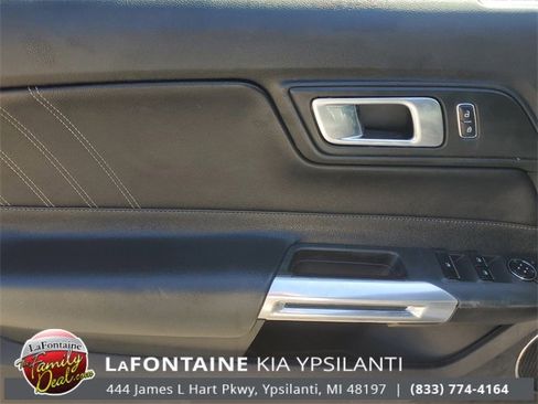 Used 2018 Ford Mustang Premium image 12