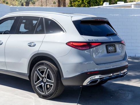 Certified 2026 Mercedes-Benz GLC 300 image 6