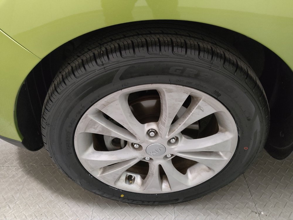 Used 2014 Kia Soul + w/ UVO w/Eservices Package FWD image 31