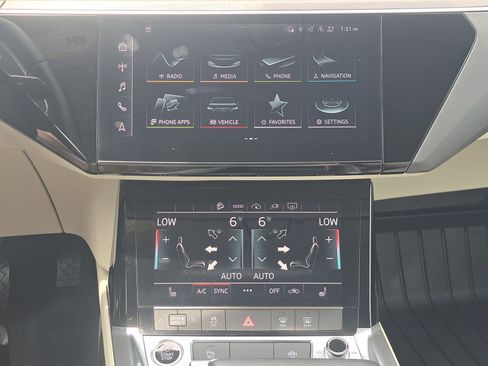 Certified 2024 Audi Q8 e-tron Premium AWD/4WD image 25