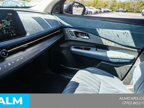 Used 2023 Nissan Ariya image 48