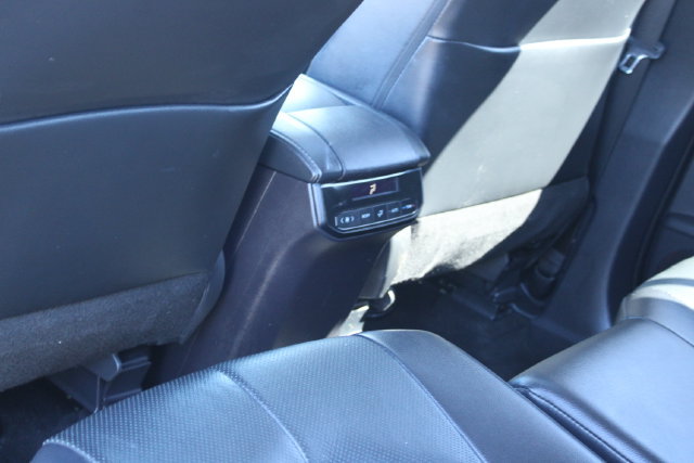 Used 2023 Toyota Highlander Limited FWD image 37