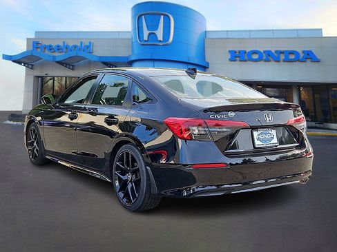 Used 2022 Honda Civic Sport image 4