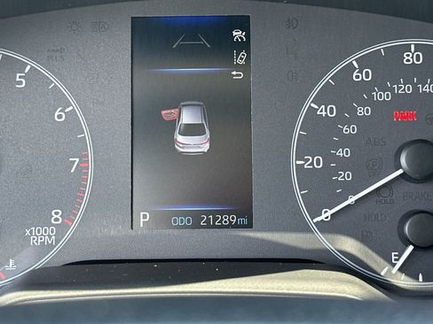 Certified 2025 Toyota Corolla LE FWD image 22
