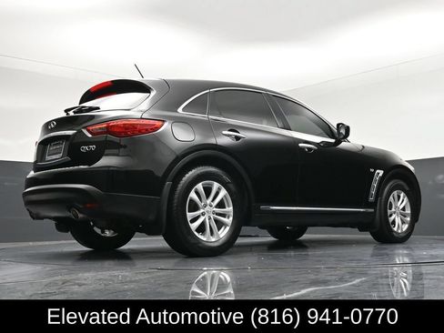 Used 2017 INFINITI QX70 AWD image 29