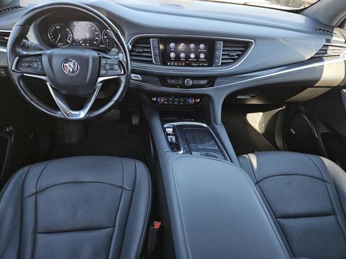 Used 2024 Buick Enclave Premium image 11