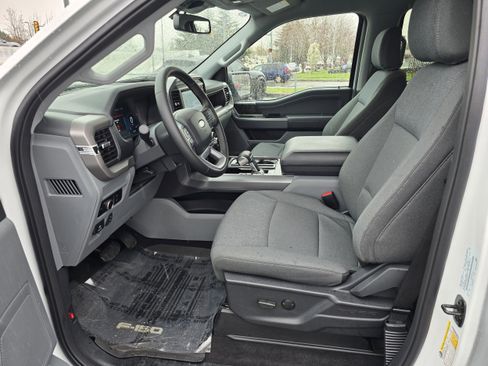 Used 2025 Ford F150 Lightning XLT image 21