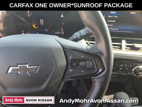 Used 2024 Chevrolet Trax RS w/ Sunroof Package FWD image 21