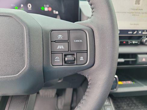 Used 2026 Toyota RAV4 XSE w/ Panoramic Sun Roof Package AWD/4WD image 24