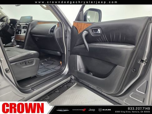 Used 2024 Nissan Armada SL w/ Captain's Chairs Package image 14
