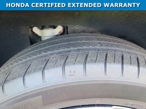 Certified 2025 Honda Pilot Touring image 11