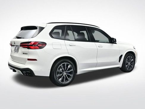New 2026 BMW X5 M60i w/ Executive Package image 4
