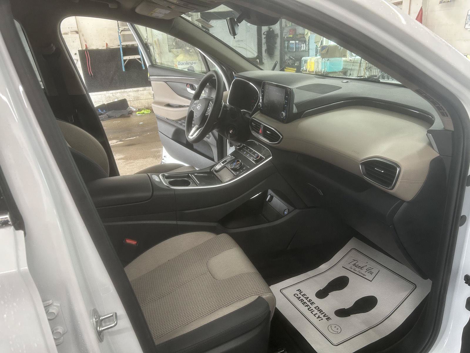 Used 2023 Hyundai Santa Fe SE AWD/4WD image 30