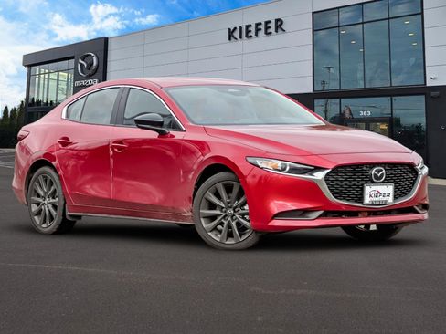 Certified 2025 MAZDA MAZDA3 s image 2