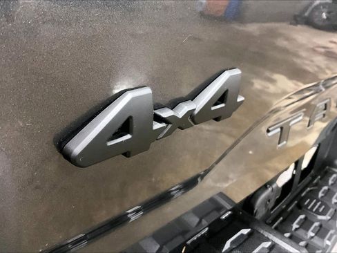 Certified 2020 Toyota Tacoma SR image 10