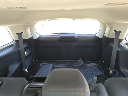Used 2025 Ford Explorer Active AWD/4WD image 16