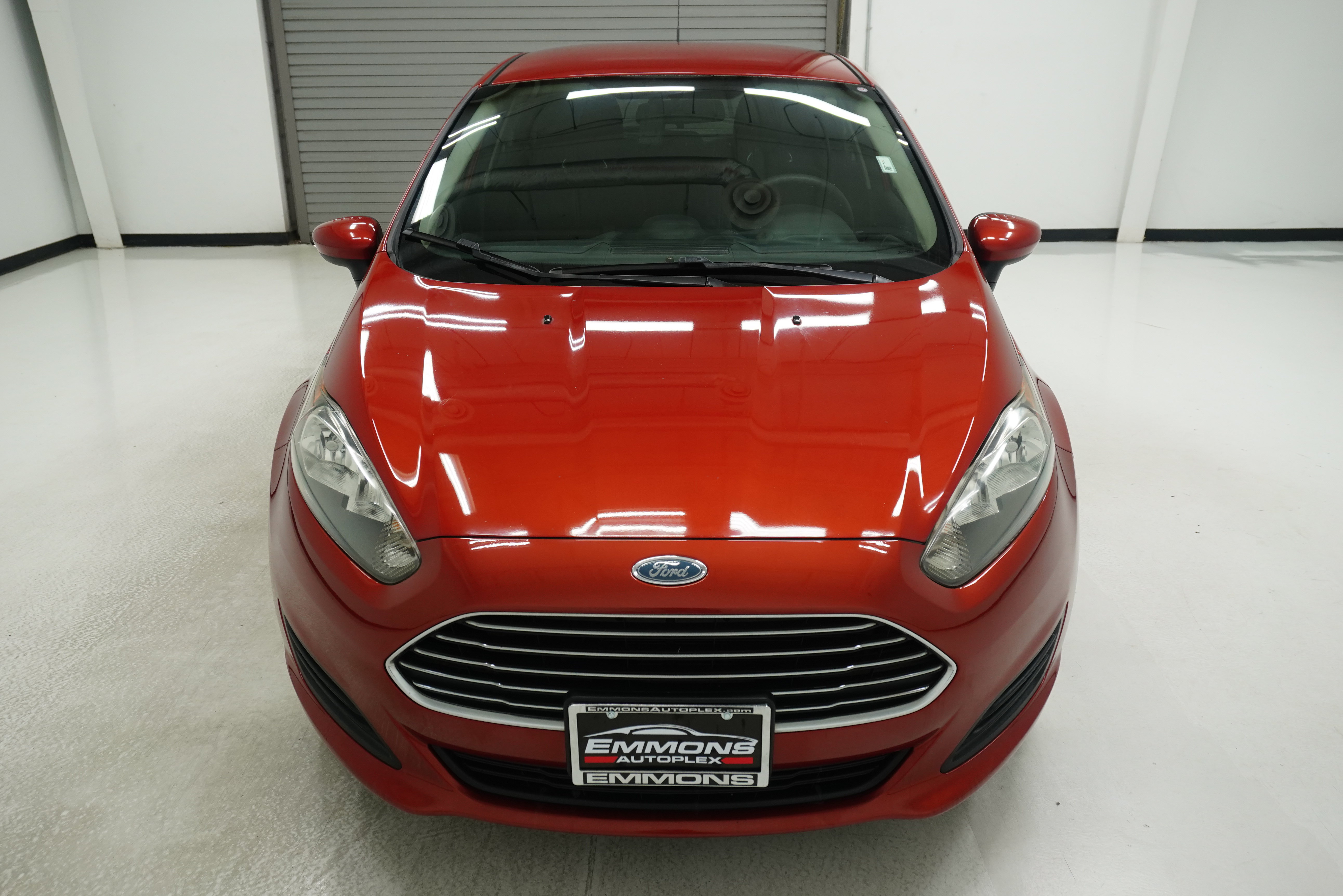 Used 2019 Ford Fiesta SE FWD image 2