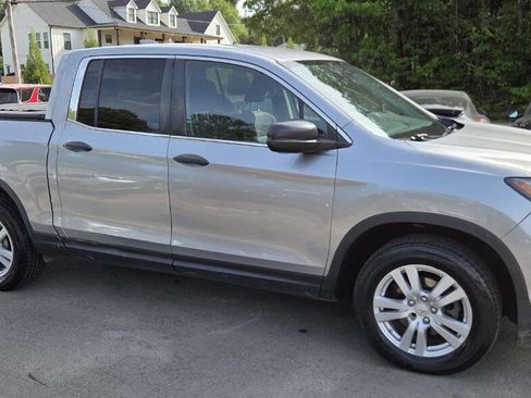 Used 2017 Honda Ridgeline RT image 5