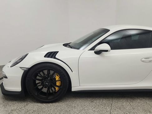 Used 2016 Porsche 911 GT3 RS RWD image 12