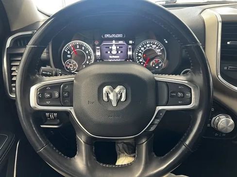 Used 2022 RAM 1500 Laramie w/ Off Road Group AWD/4WD image 35