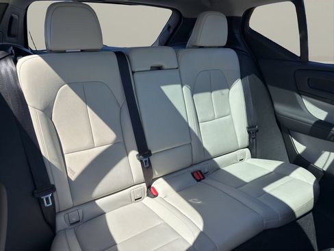 Used 2019 Volvo XC40 T5 Momentum AWD/4WD image 19