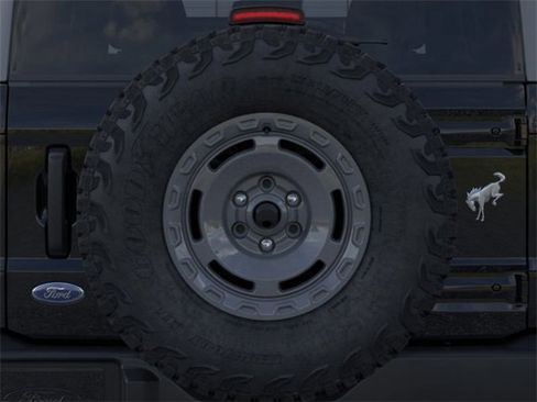 New 2025 Ford Bronco 4-Door w/ Sasquatch Package image 24