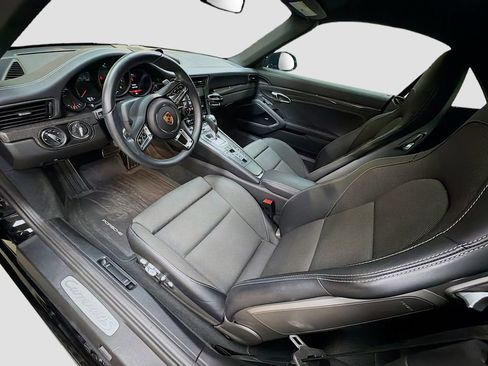 Certified 2017 Porsche 911 Carrera 4S AWD/4WD image 5