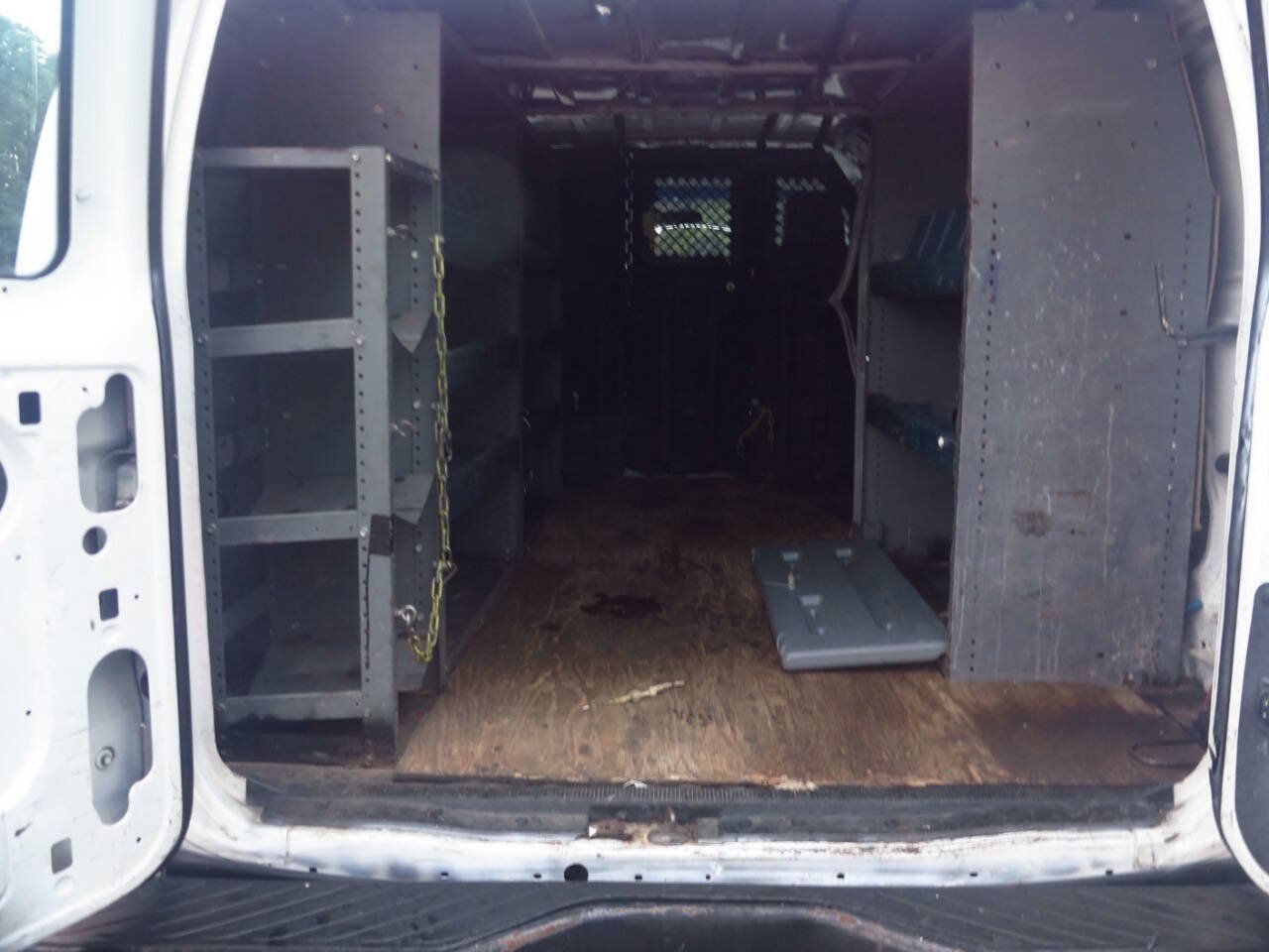 Used 2013 Ford E-250 and Econoline 250 w/ Commercial Cargo Van Pkg RWD image 12