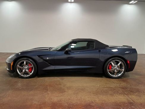 Used 2014 Chevrolet Corvette Stingray Convertible image 8