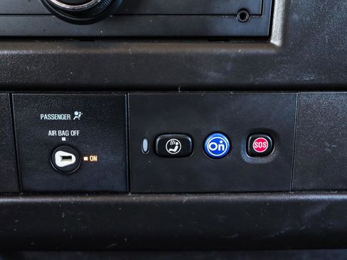 Used 2020 Chevrolet Express 2500 w/ Driver Convenience Package image 21