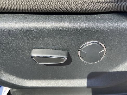 Used 2017 Ford F150 XLT w/ Equipment Group 301A Mid image 12