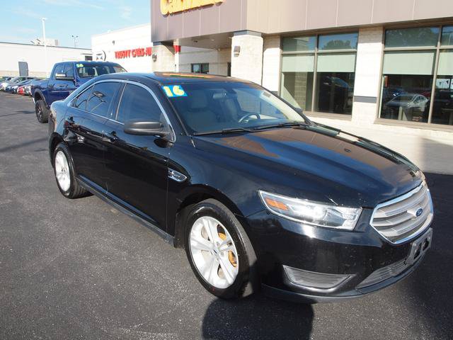 Used 2016 Ford Taurus SE FWD image 1