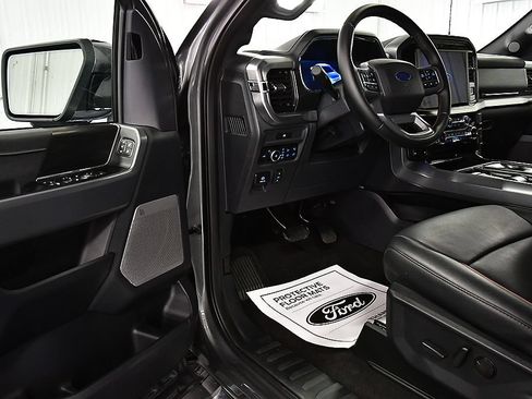 Used 2025 Ford F150 Lariat w/ Equipment Group 501A Mid AWD/4WD image 16