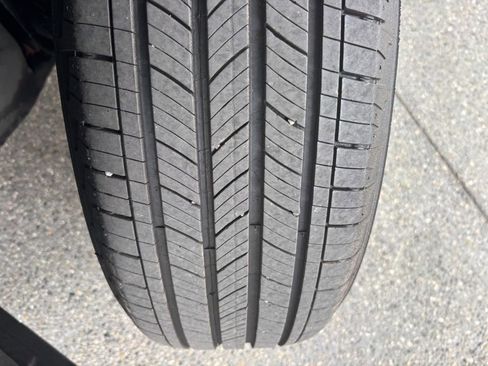 Used 2024 Toyota RAV4 LE image 29