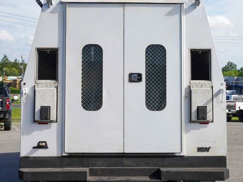Used 2016 Ford E-450 and Econoline 450 Super Duty w/ Power Windows & Locks Group RWD image 20