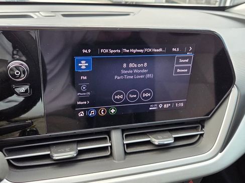 Used 2024 Chevrolet Trax LS w/ LS Convenience Package image 23