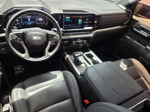 Certified 2025 Chevrolet Silverado 1500 LT Trail Boss w/ Convenience Package II AWD/4WD image 10