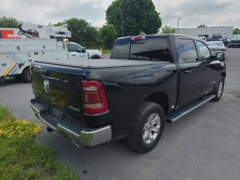 Used 2023 RAM 1500 Laramie AWD/4WD image 2