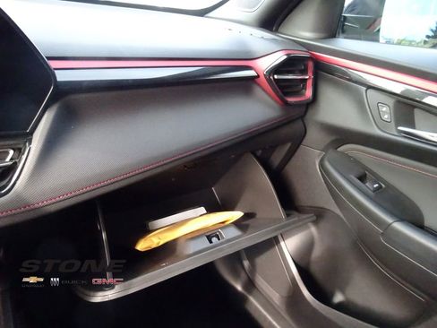 Used 2026 Chevrolet TrailBlazer RS w/ Driver Confidence Package image 29