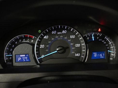 Used 2012 Toyota Camry XLE image 24