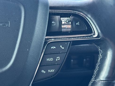 Used 2019 Lincoln Navigator L Reserve image 36