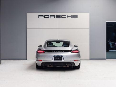Certified 2022 Porsche 718 Cayman GTS RWD image 6