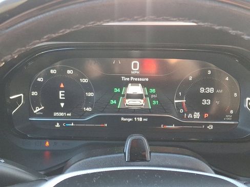 Used 2024 GMC Yukon XL Denali w/ Denali Reserve Package image 24