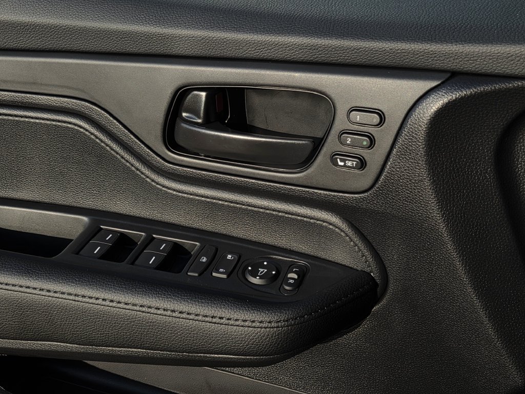 New 2027 Honda Odyssey EX-L image 17