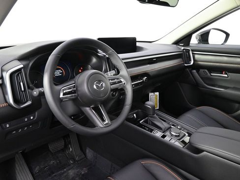 Used 2025 MAZDA CX-50 AWD 2.5 Hybrid w/ Premium Pkg image 11