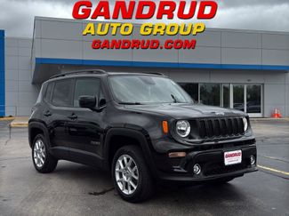 Used 2020 Jeep Renegade Latitude w/ Cold Weather Group AWD/4WD video 1