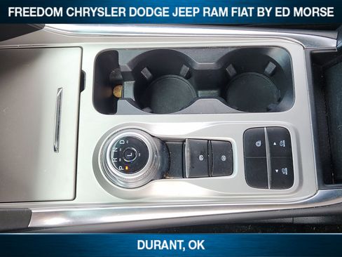 Used 2022 Ford Explorer XLT w/ Equipment Group 202A image 16