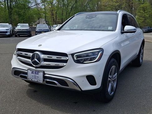 Used 2021 Mercedes-Benz GLC 300 4MATIC image 4