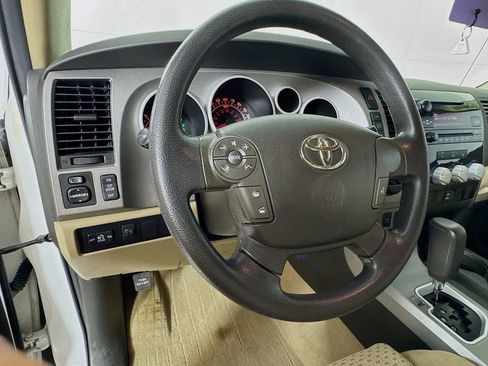 Used 2011 Toyota Tundra 2WD Double Cab w/ SR5 Pkg image 11