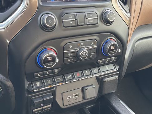 Used 2021 Chevrolet Silverado 2500 High Country w/ Z71 Off-Road Package image 6